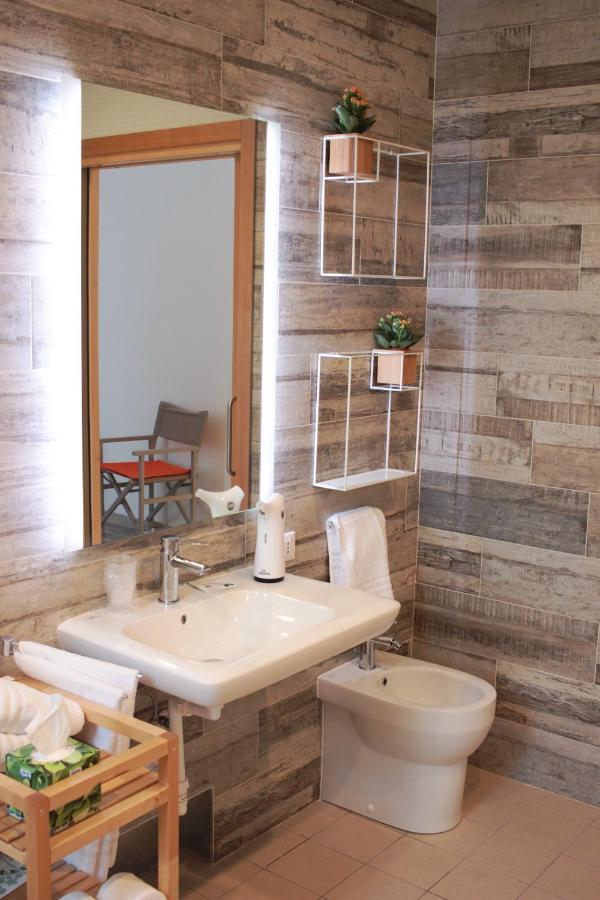 Bb Sharingloft Sirmione Exterior foto